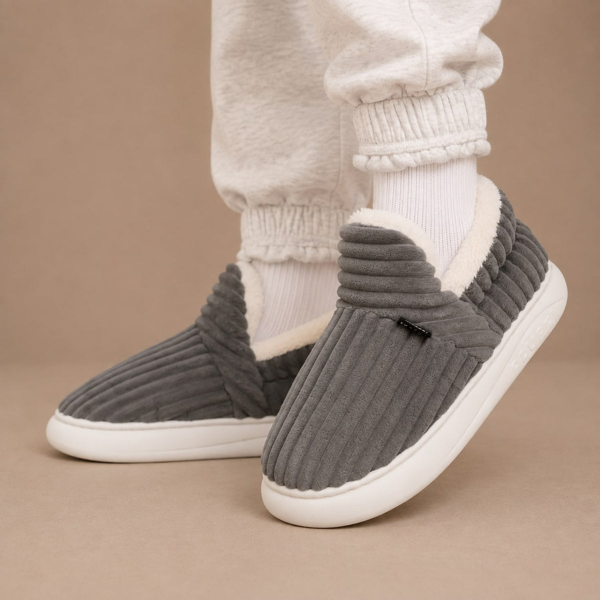 Grey ribbed fleece lined slippers 4