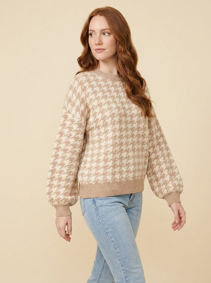Haven Houndstooth Sweater in beige - side view