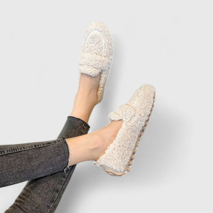 Beige house loafers worn with jeans 4